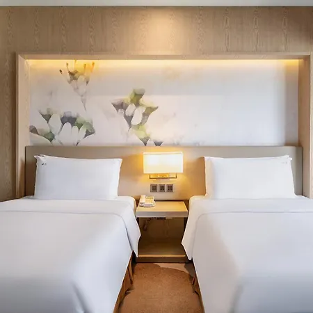 Holiday Inn Kunming City Centre By Ihg Exterior photo