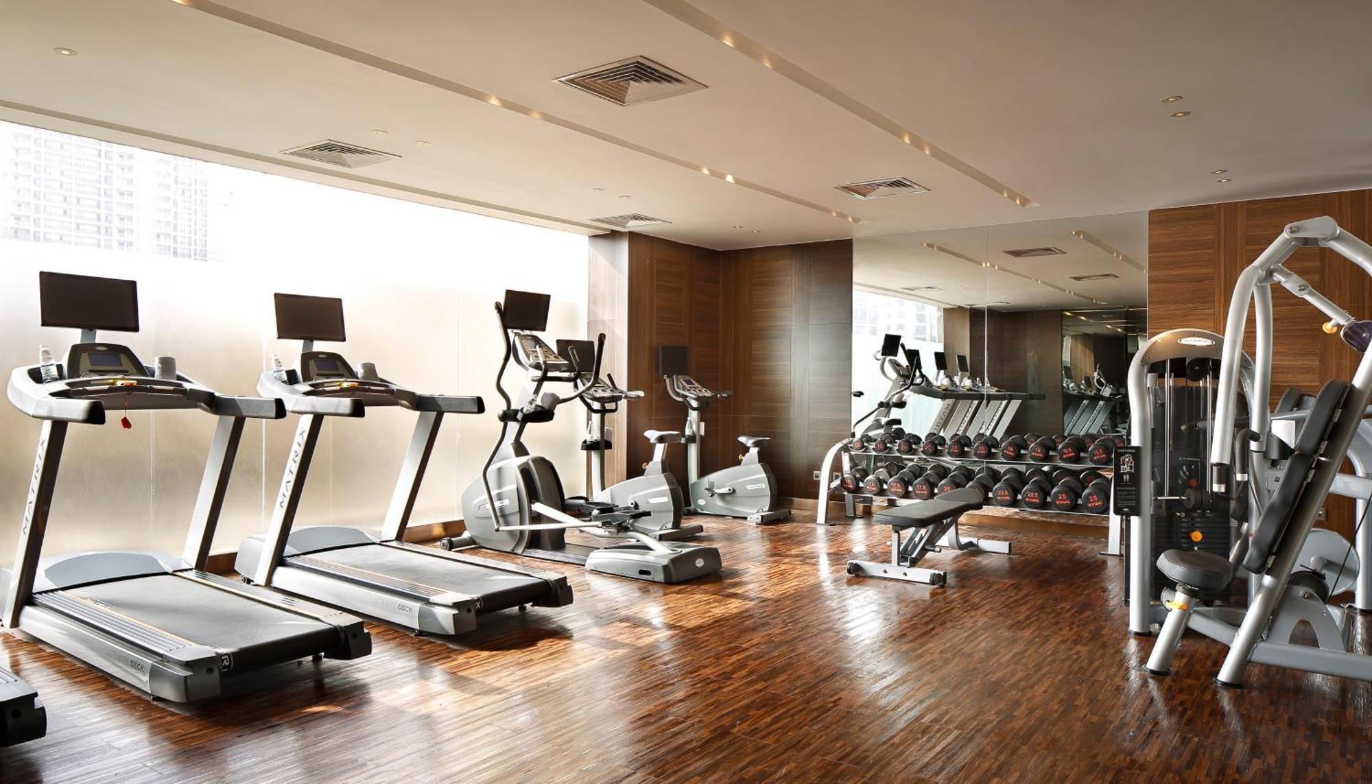Centre By Ihg Hotel