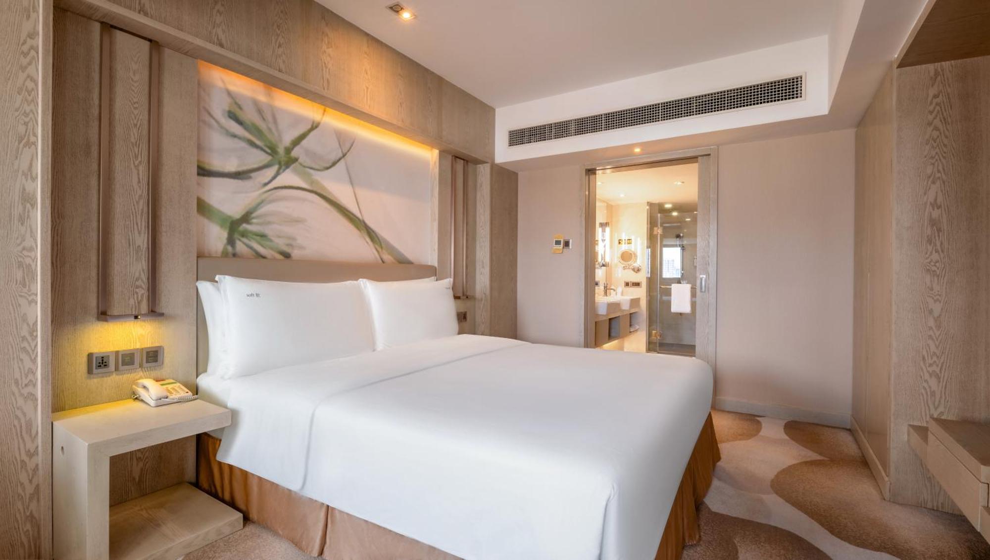 Centre By Ihg 5*