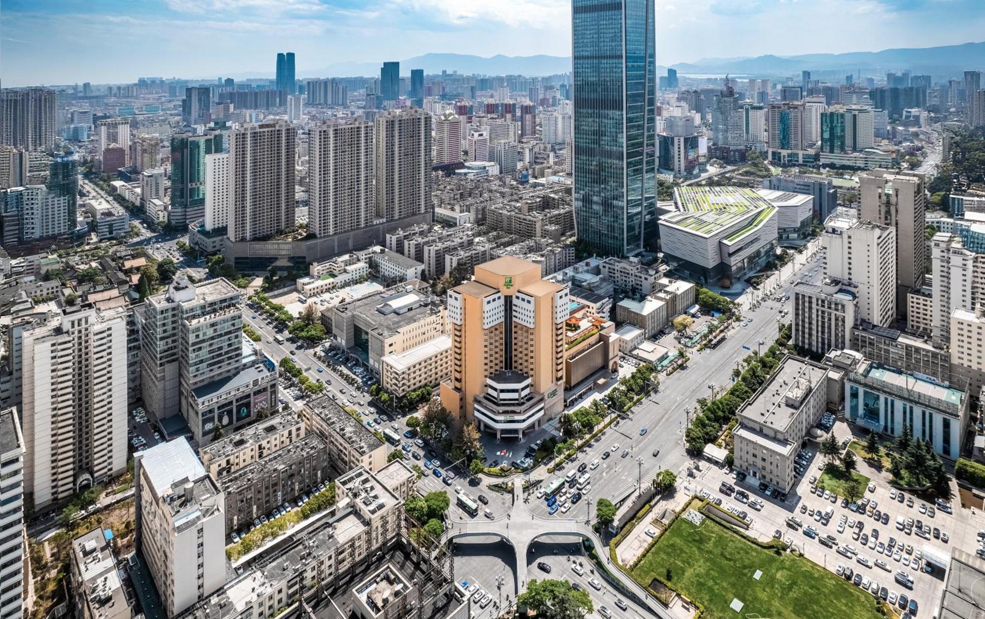 Centre By Ihg Hotel
